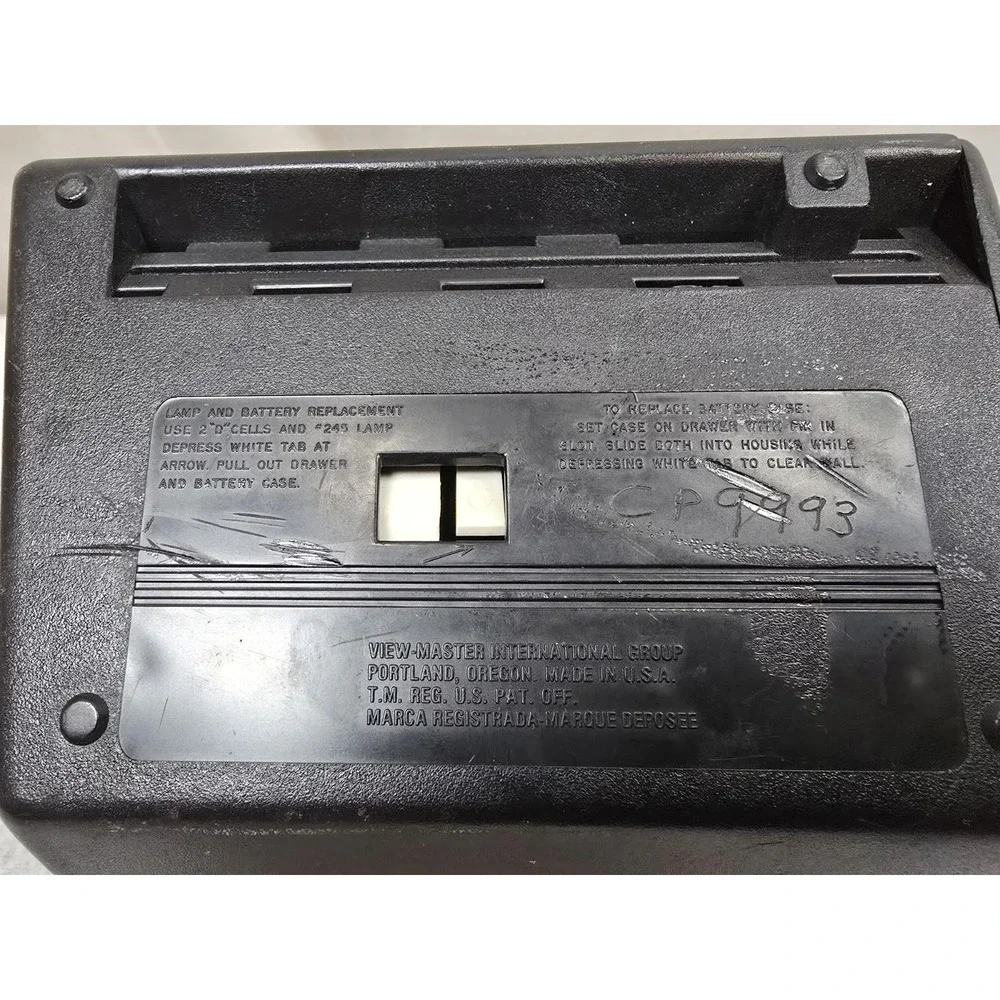 Pana-Vue Automatic Lighted 2x2 Slide Viewer for 35mm